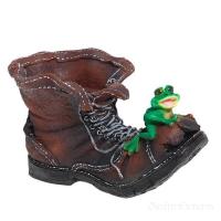 Зоокашпо Ботинок великана с лягушкой L47W27H27 123492/К036