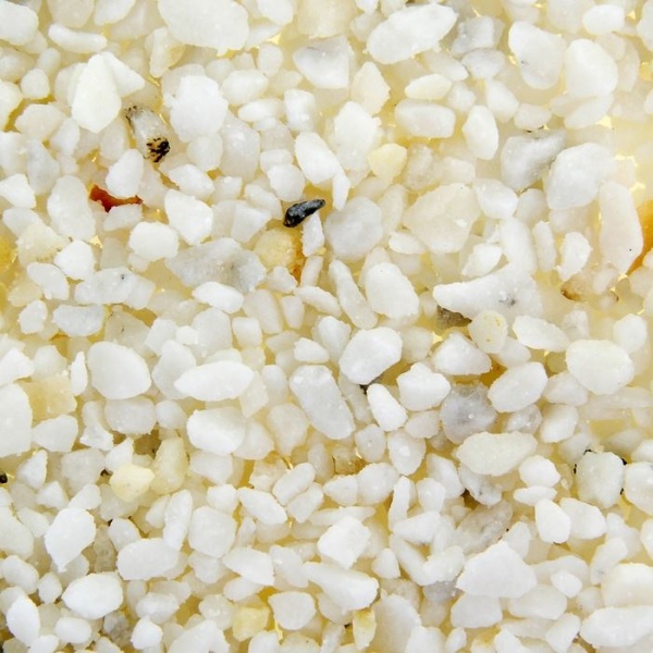 Грунты GRAVEL024 цветн.каменная крошка белая Мраморная 2-5мм 3,5кг/Салекс